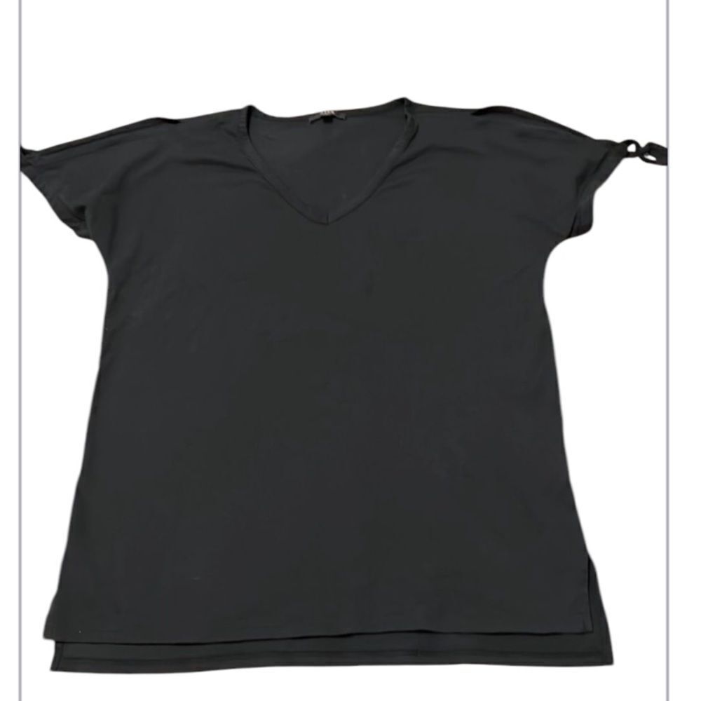 NYDJ size S short sleeve basic black tshirt with cute ties at the sleeve GUC